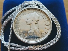 Raro ciondolo in argento